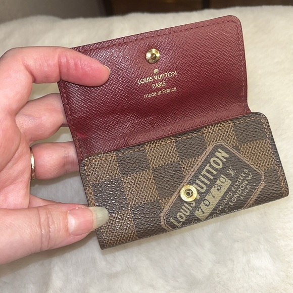 Louis Vuitton Authentic Limited Edition Damier Key Ring Unisex - Picture 3 of 16